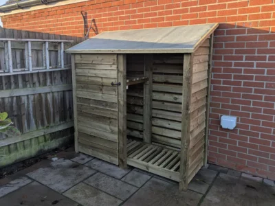 6ft log store with felt roof