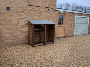 5ft compact log store with felt roof