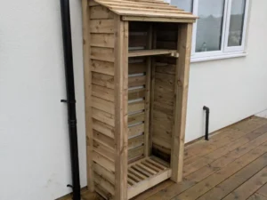 3ft compact log store with shelf side view.