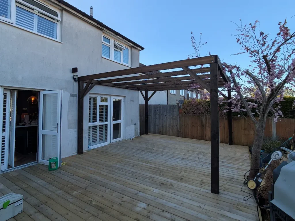 box pergola brown finish